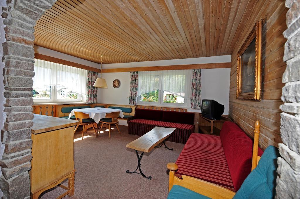 Tirolerhaus Daire Walchsee Oda fotoğraf