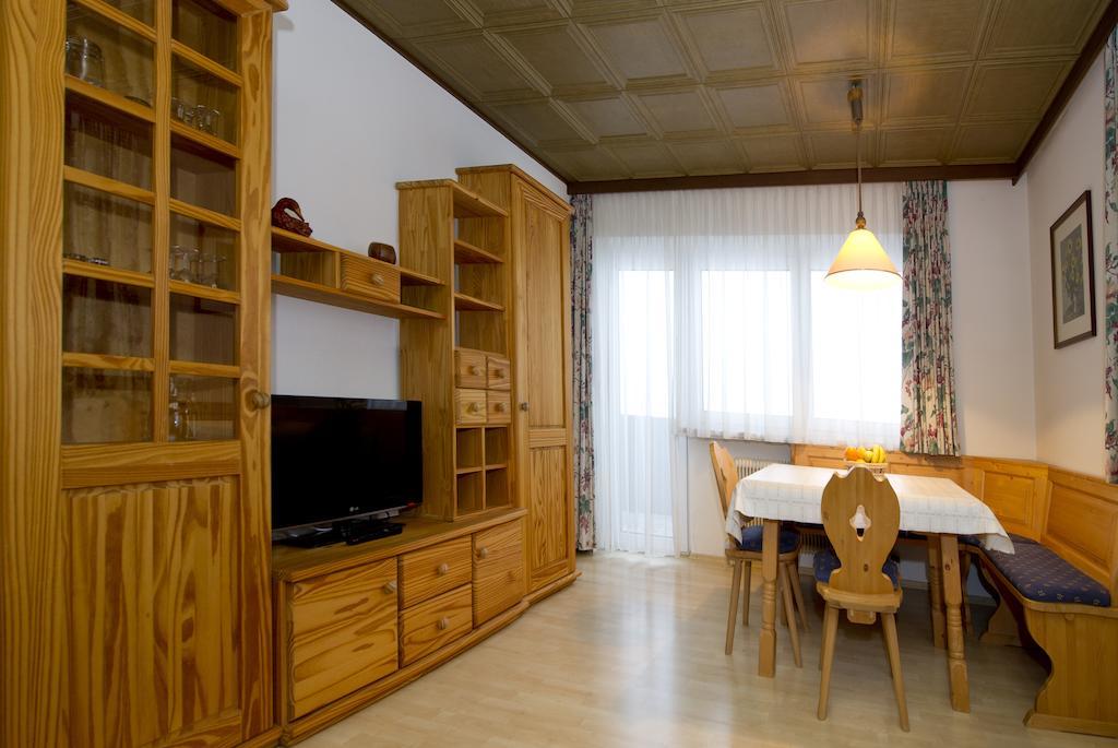 Tirolerhaus Daire Walchsee Oda fotoğraf